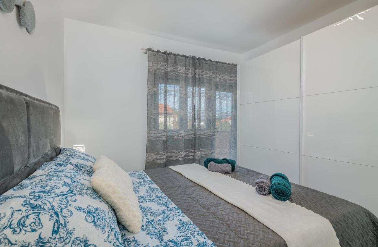 Apartment Luxury Lure